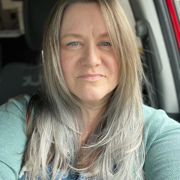 Meet your Posher, Joey - Picture 2 of 3